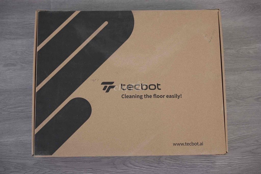 THANH LÝ - ROBOT HÚT BỤI LAU NHÀ TECBOT S1