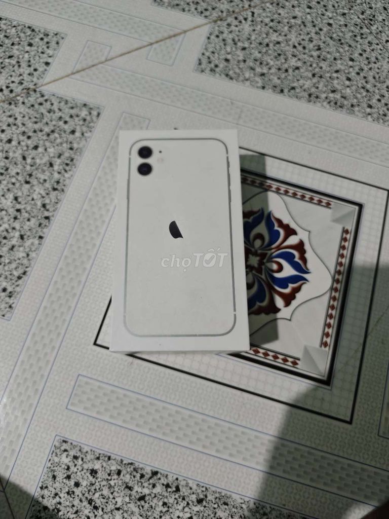 iPhone 11 64GB Trắng . Mua bán Điện thoại tại Thị xã Bến Cát Bình Dương được đăng bởi Liệu hình 1