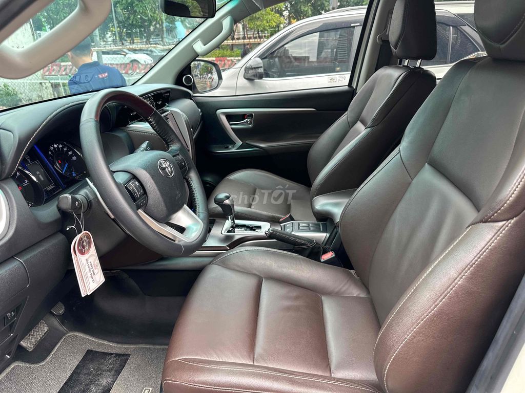 Toyota Fortuner 2018 2.7V 4x2 - 7c tự động Xăng. Mua bán Ô tô tại Quận Bình Thạnh Tp Hồ Chí Minh được đăng bởi phuongneo hình 7