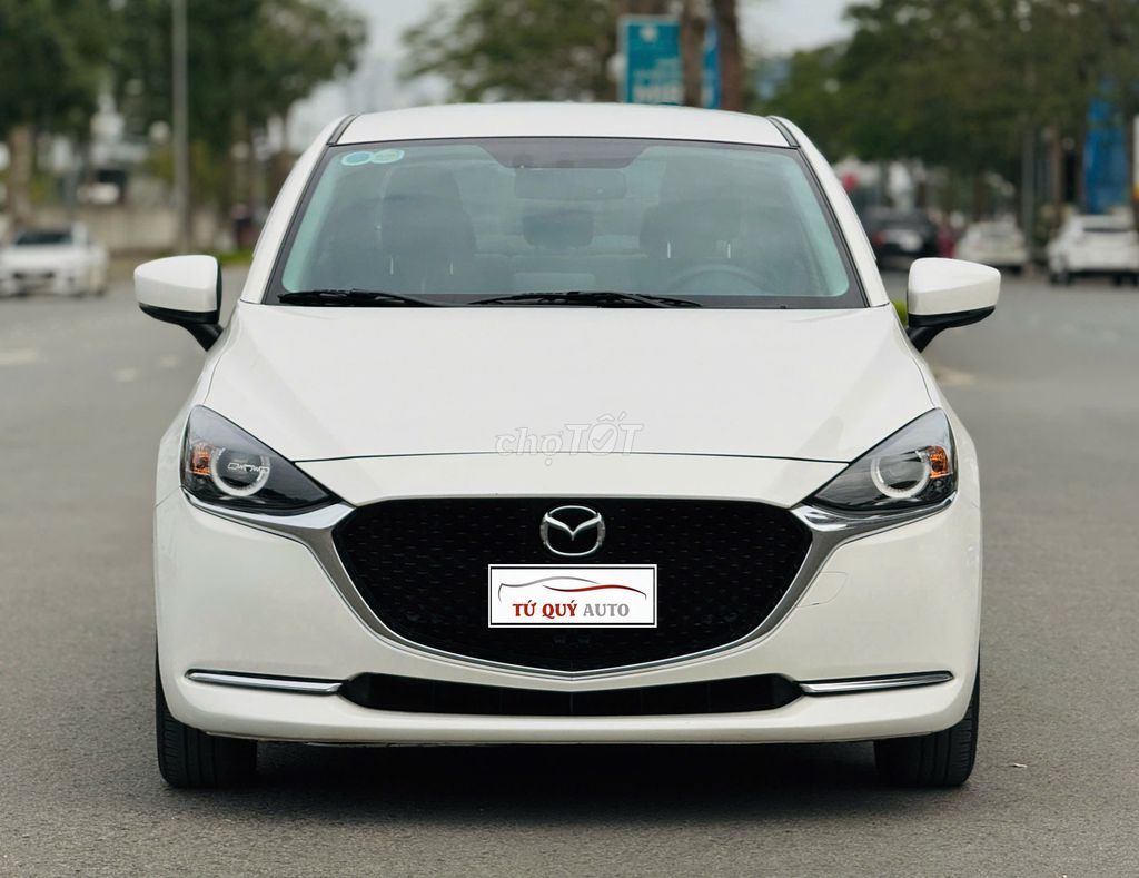 Mazda 2 1.5 AT Luxury 2020 - Trắng