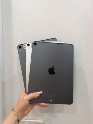  iPad Pro 2018 256GB Wifi zin đẹp BH 1 đổi 1