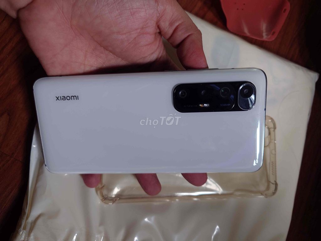 Xiaomi mi 10S 12GB/256GB Trắng zin đẹp 99% có gl. Mua bán Điện thoại tại Quận 12 Tp Hồ Chí Minh được đăng bởi Thành Tâm  hình 1