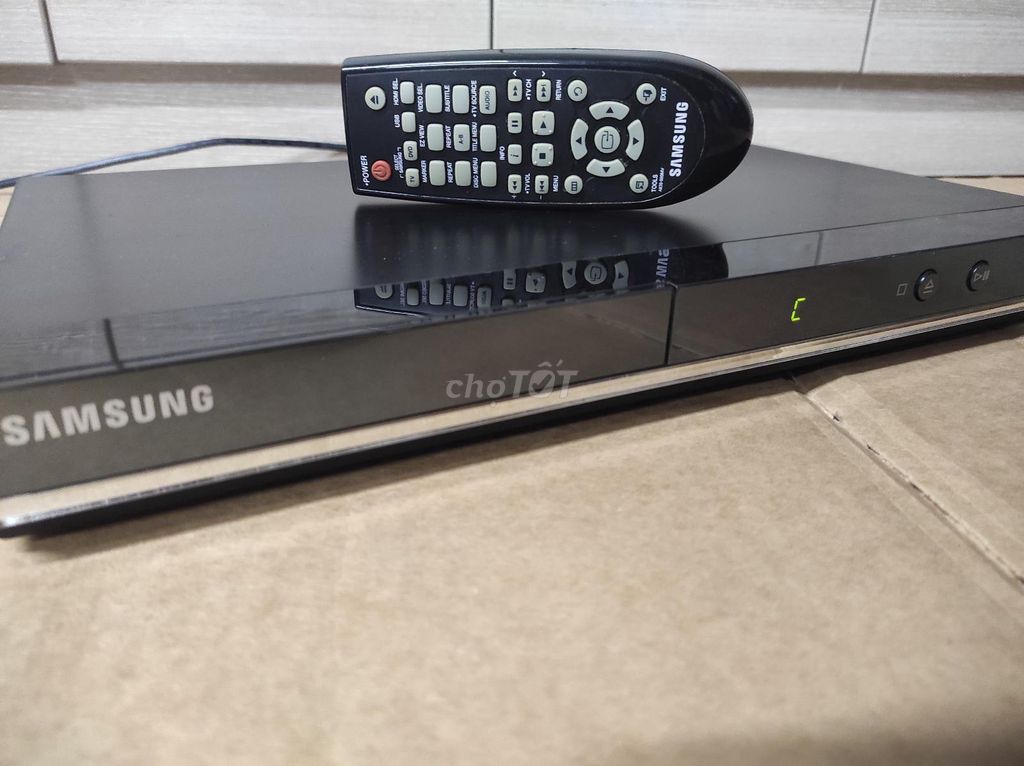 Đầu DVD/CD Samsung DVD-D530 Đen, có HDMI, remote. Mua bán Tivi, Âm thanh tại Quận Thanh Khê Đà Nẵng được đăng bởi Laptop 2nd bao bền giá rẻ  hình 1