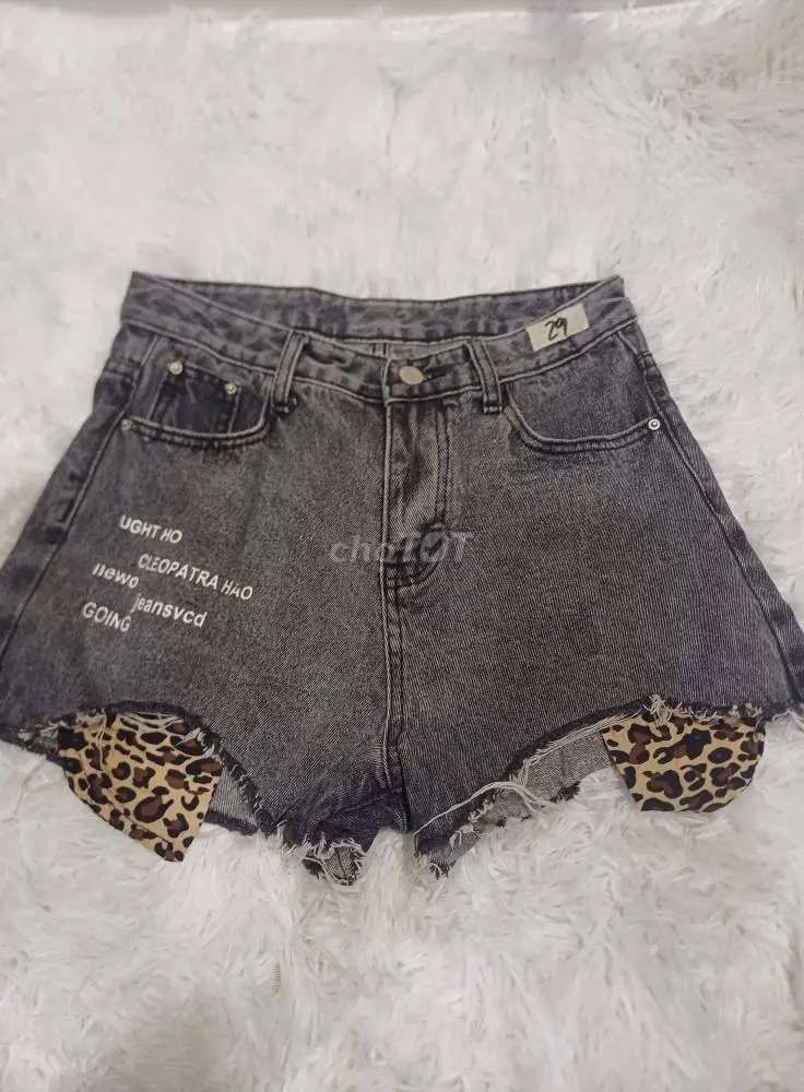 Đồng giá 75k short jean đính đá kiểuql. Mua bán Quần áo tại Quận 4 Tp Hồ Chí Minh được đăng bởi Ngọc Nhi hình 2