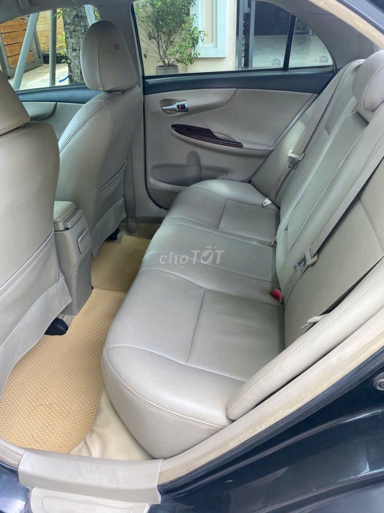 Toyota Corolla Altis 2011 1.8G MT - 20000 km. Mua bán Ô tô tại Thành phố Vĩnh Yên Vĩnh Phúc được đăng bởi Đỗ Ngọc Cương hình 6