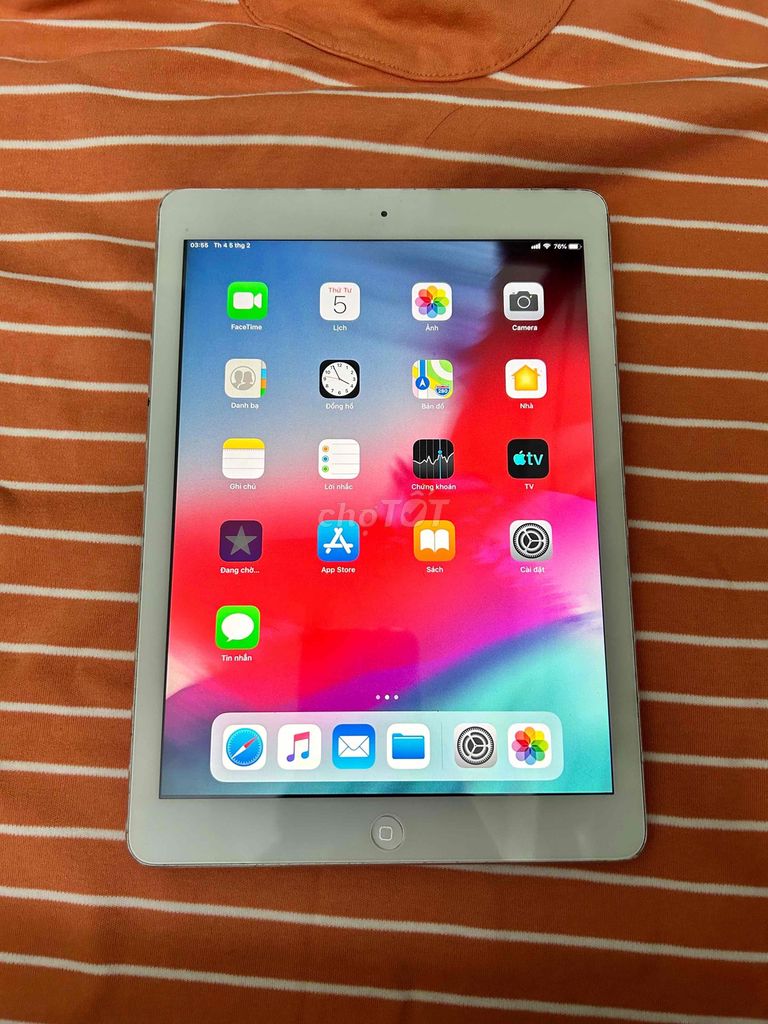 ipad Air trắng 16gb wifi+4G  pin new 100%