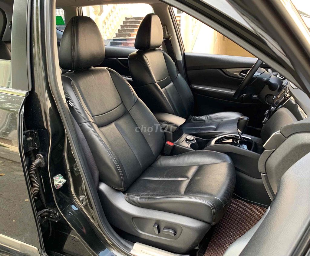 Nissan X trail 2018 2.5 SV 4WD Premium - 80000 km. Mua bán Ô tô tại Thành phố Thủ Đức Tp Hồ Chí Minh được đăng bởi Hà Yên hình 3