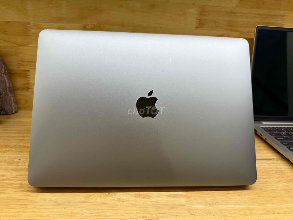 Apple Macbook Air M1 8G/256G Grey  99%. Mua bán Laptop tại Thành phố Nha Trang Khánh Hòa được đăng bởi Trung Nghĩa hình 1