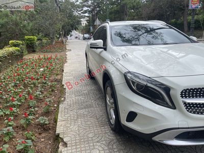 Xe Mercedes Benz GLA class GLA 200 2014. Mua bán Ô tô tại Thành phố Đà Lạt Lâm Đồng được đăng bởi Nguyen chau gia Linh