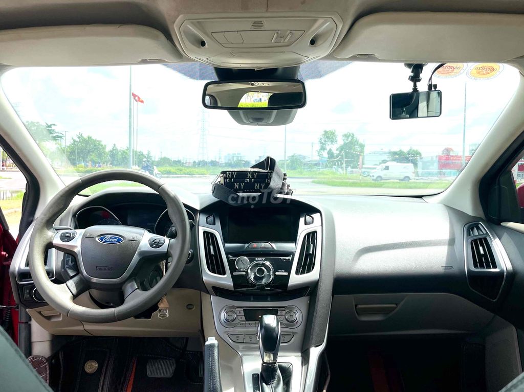 Ford Focus 2015 Titanium 2.0 AT - 101000 km. Mua bán Ô tô tại Quận 8 Tp Hồ Chí Minh được đăng bởi LynkCo VVK hình 12