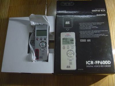 Máy ghi âm Sanyo ICR-FD600 cho sv, phóng viên...
