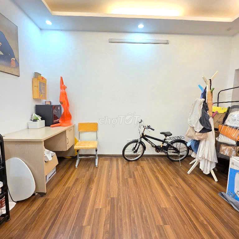 Phố Huỳnh Thúc Kháng- Đống Đa 41m2, 5 tầng ngõ nông 8.5 tỷ. Mua bán nhà ở tại Quận Đống Đa Hà Nội được đăng bởi Hoàng Thị Vinh hình 4