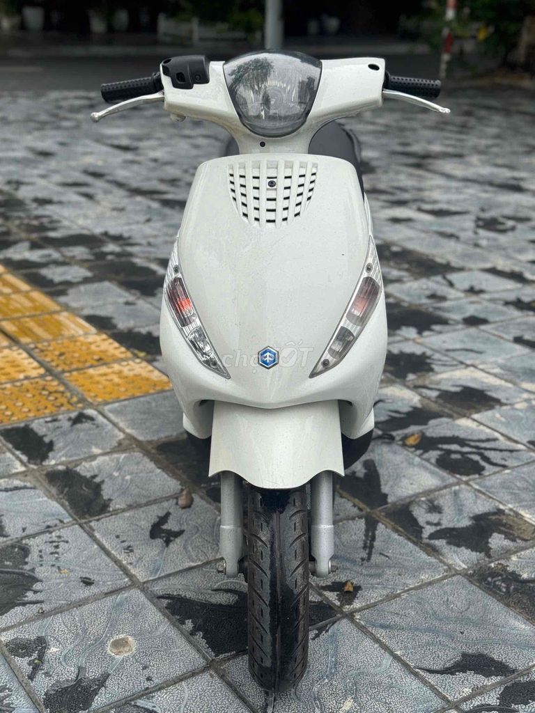 PIAGGIO ZIP 2020 trắng mới 95% em cần bán. Mua bán Xe máy tại Quận Nam Từ Liêm Hà Nội được đăng bởi Minh Minh hình 4