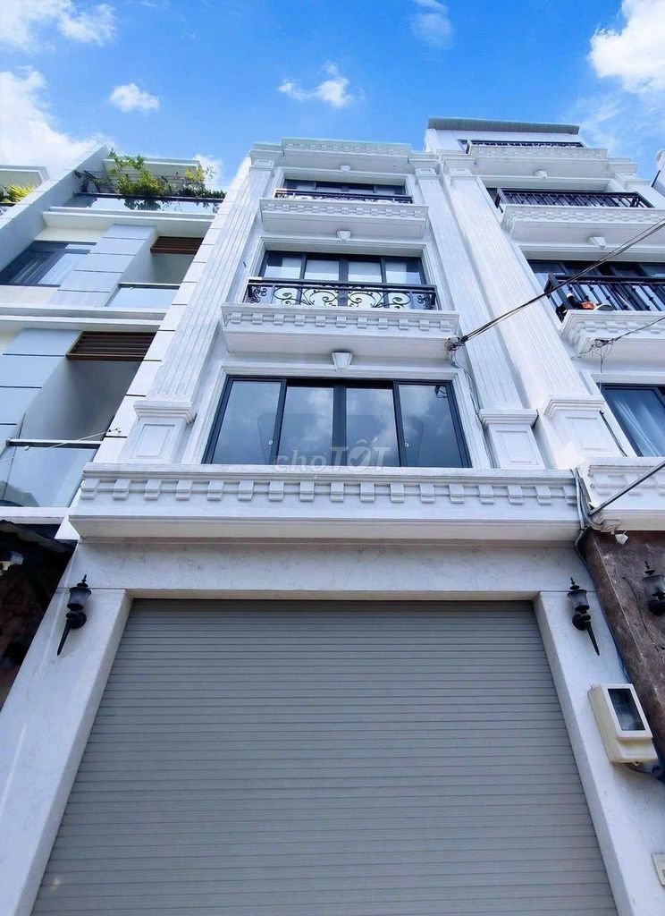 Аренда · 4 комн. · 64 м² · Quận 10, ул. Đường 3 Tháng 2