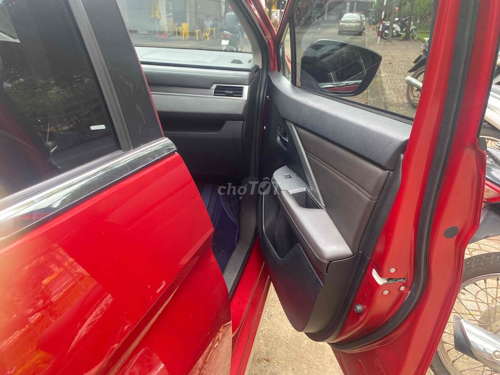 Mitsubishi Xpander 2024 Premium 1.5 AT - 470000 km. Mua bán Ô tô tại Thành phố Buôn Ma Thuột Đắk Lắk được đăng bởi Mai thanh mỹ hình 9