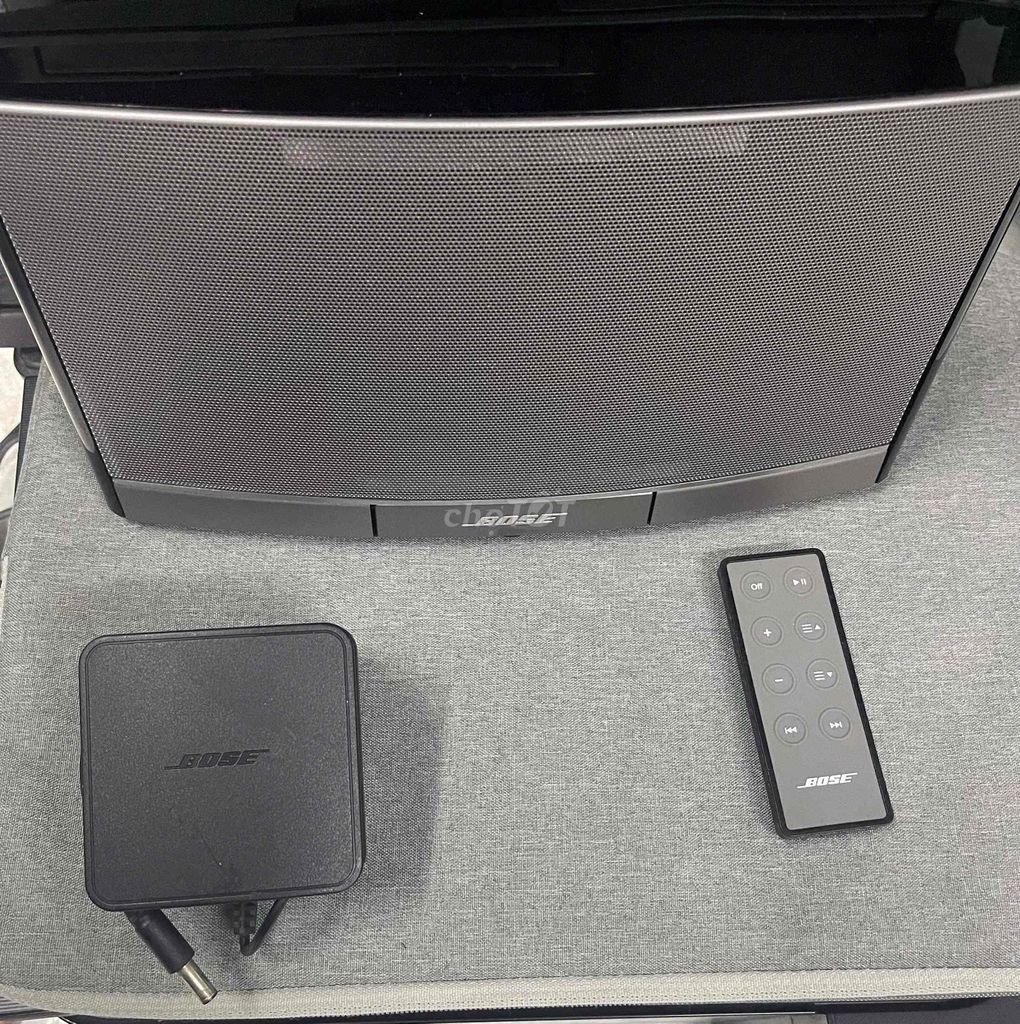 Loa di động Bose SoundDock Portable. Mua bán Tivi, Âm thanh tại Quận 8 Tp Hồ Chí Minh được đăng bởi Phan  hình 1