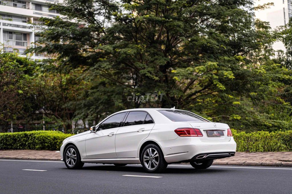 E250_Model_2015 màu trắng xe sang giá rẻ siêu đẹp. Mua bán Ô tô tại Quận 7 Tp Hồ Chí Minh được đăng bởi Dương Phương hình 4