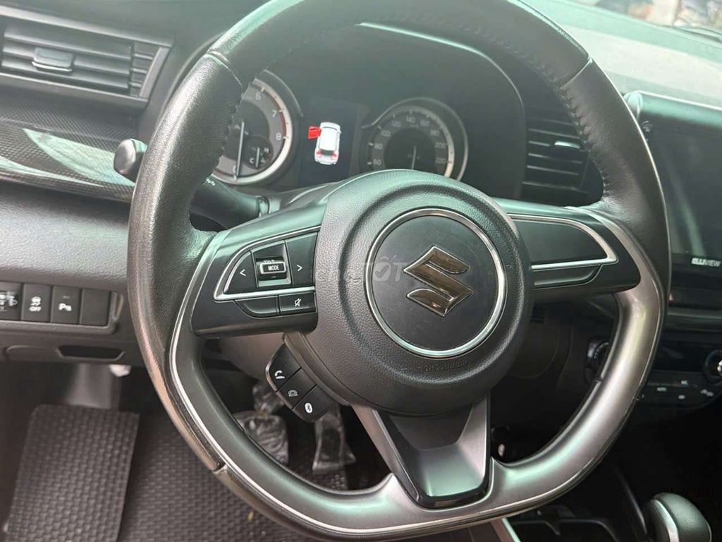 Suzuki XL7 đời 2023 bản  GLX AT. Mua bán Ô tô tại Quận 6 Tp Hồ Chí Minh được đăng bởi Lợi  hình 7