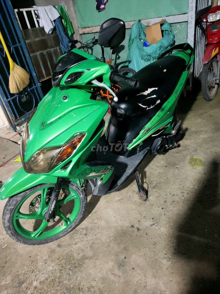 Dư xe cần bán Luvias. Mua bán Xe máy tại Quận 12 Tp Hồ Chí Minh được đăng bởi Thành  hình 1