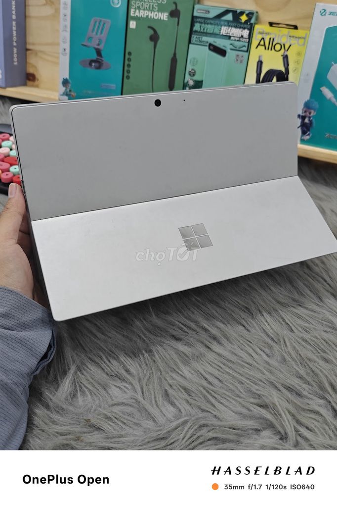 [CŨ] Microsoft Surface Pro 7 Plus i5 8GB/128GB. Mua bán Máy tính bảng tại Quận 8 Tp Hồ Chí Minh được đăng bởi Bảo Trân hình 1