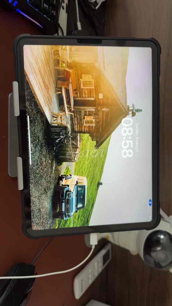 Apple iPad Pro M1 Đen Đã qua sử dụng. Mua bán Máy tính bảng tại Quận Tây Hồ Hà Nội được đăng bởi Đinh Gia Khánh hình 1