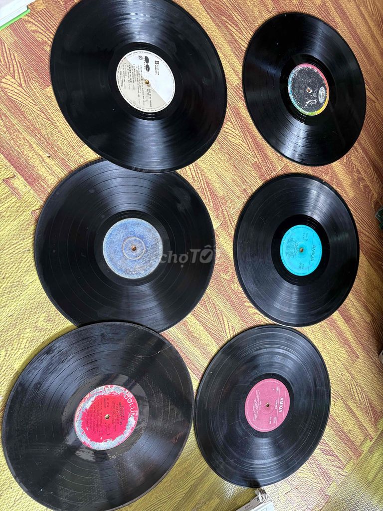Đĩa than vinyl Đen Mới. Mua bán Sở thích khác tại Quận Sơn Trà Đà Nẵng được đăng bởi HƯƠNG GIANG hình 1
