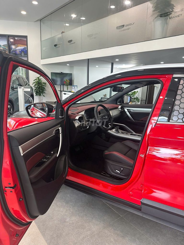 Geely Coolray 2025  - 00 km. Mua bán Ô tô tại Quận 8 Tp Hồ Chí Minh được đăng bởi Lê Thị Xuân Hương hình 5