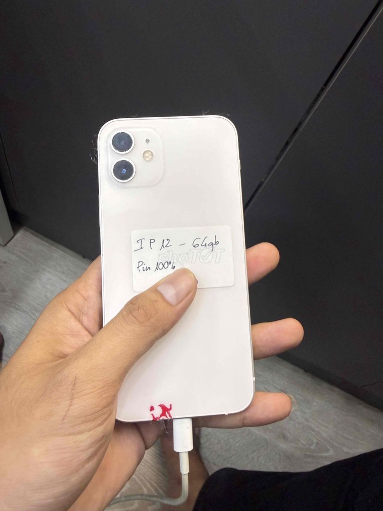 Apple iPhone 12 64GB Trắng Quốc tế. Mua bán Điện thoại tại Quận 4 Tp Hồ Chí Minh được đăng bởi Nguyễn Thị Minh hình 1