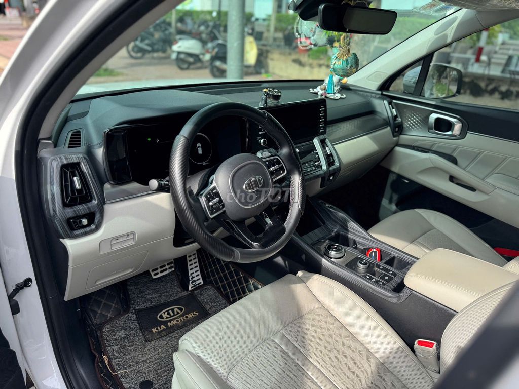 Kia Sorento 2022 Signature 2.2 AT AWD 43000 km. Mua bán Ô tô tại Thành phố Thủ Đức Tp Hồ Chí Minh được đăng bởi Đức Tứ Bánh hình 12
