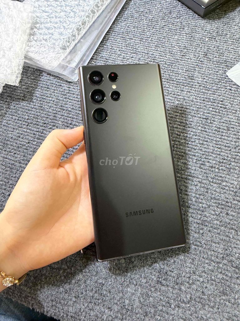 Samsung Galaxy S22 Ultra 128GB Đen. Mua bán Điện thoại tại Quận Cầu Giấy Hà Nội được đăng bởi Thanh Thoa hình 1