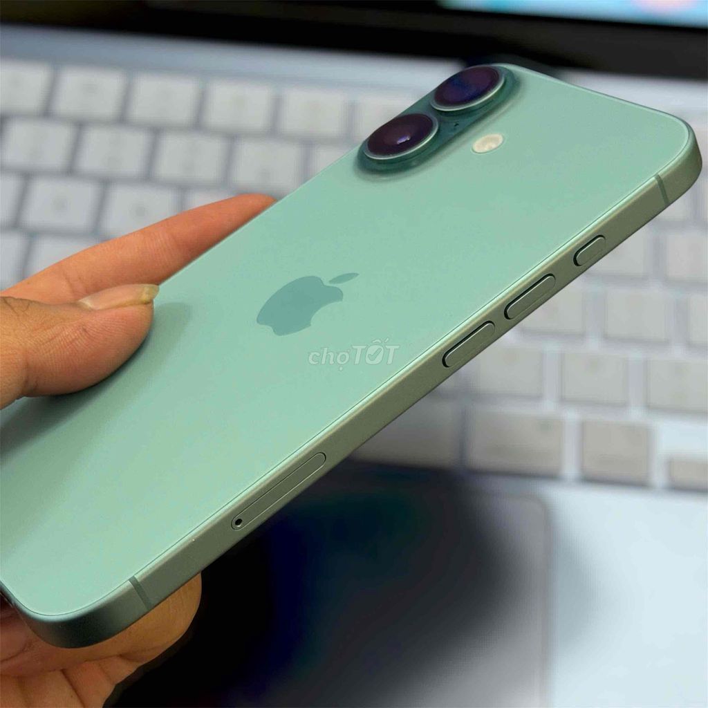 Apple iPhone 16 128GB Xanh lá Đã sử dụng. Mua bán Điện thoại tại Thành phố Biên Hòa Đồng Nai được đăng bởi TRƯƠNG HUY HOÀNG hình 1