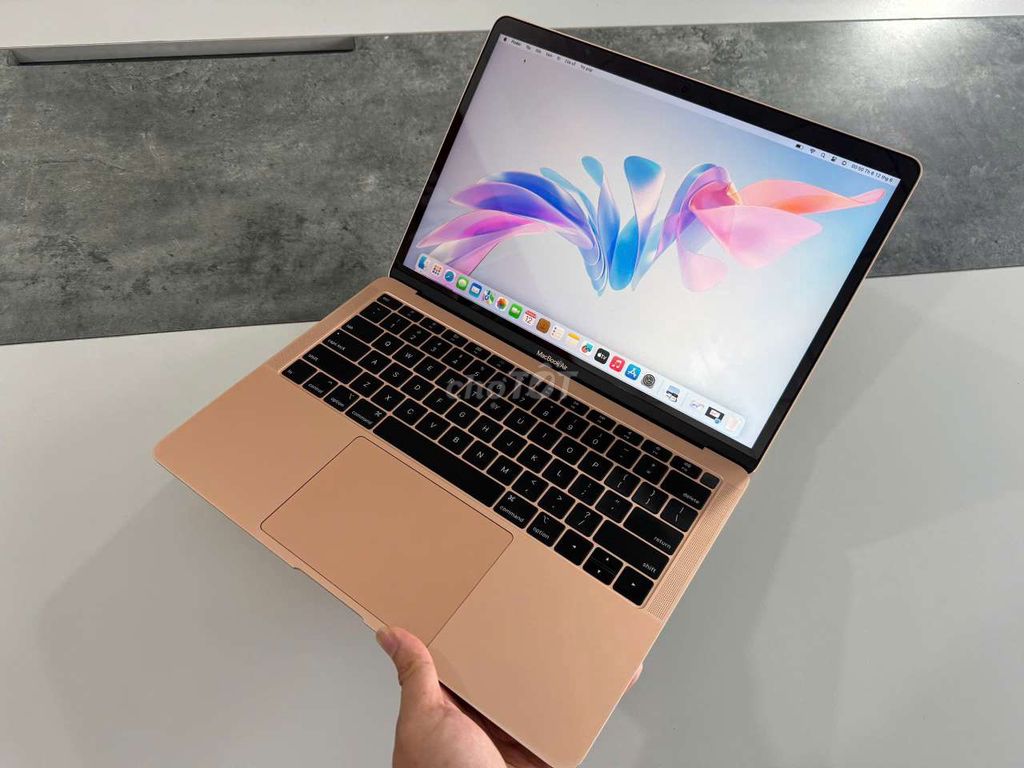 Macbook Retina 13.3in  / Core i5 / 8G / 128G.. Mua bán Laptop tại Thành phố Thủ Dầu Một Bình Dương được đăng bởi Laptop Hoàng Phát hình 1