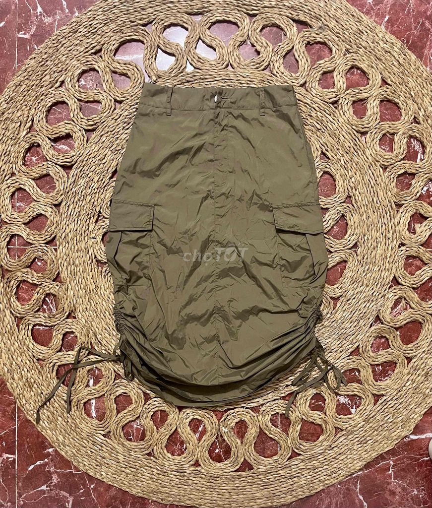 Chân váy dù lụa size M. Mua bán Quần áo tại Huyện Cần Giuộc Long An được đăng bởi ThanhTu Nguyen hình 1