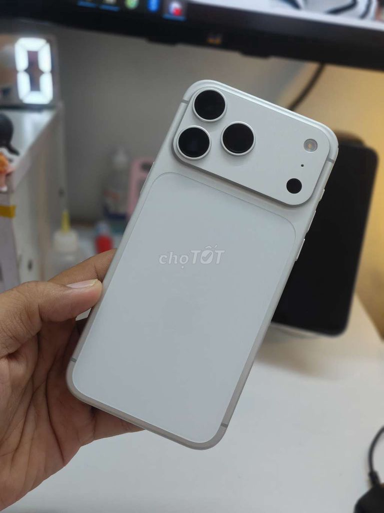 Apple iPhone 14 Pro Max 128GB Trắng. Mua bán Điện thoại tại Quận 4 Tp Hồ Chí Minh được đăng bởi Nguyễn Nhân hình 1