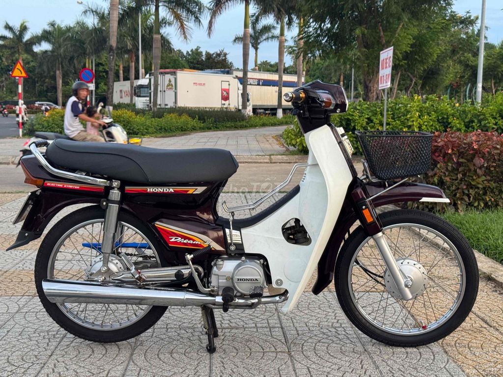 dream thái bs 43 xe dọn keng . máy còn rin. Mua bán Xe máy tại Quận Cẩm Lệ Đà Nẵng được đăng bởi 153 Đường 2 tháng 9 Hoà cường Tp Đà Nẵng  hình 2