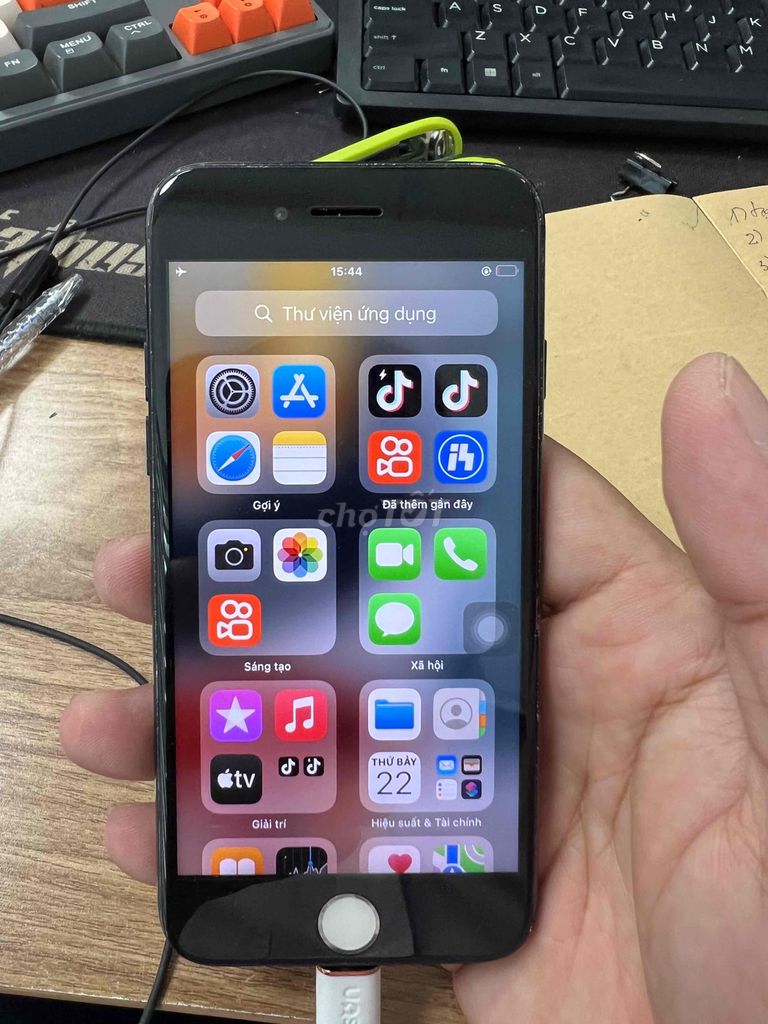 Apple iPhone 7 32GB Đen Hỏng. Mua bán Điện thoại tại Thành phố Buôn Ma Thuột Đắk Lắk được đăng bởi Minh hình 1