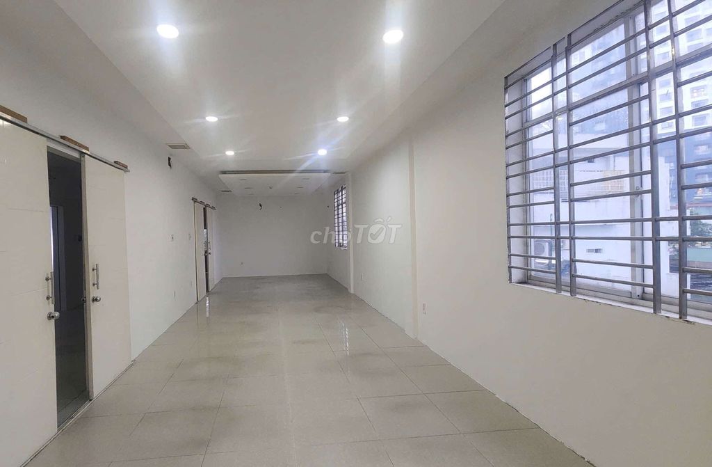 Cho thuê nhà 5 lầu KDC Chánh Nghĩa, Thủ Dầu Một. Cho thuê văn phòng, mặt bằng kinh doanh tại Thành phố Thủ Dầu Một Bình Dương được đăng bởi Phùng Huy Lâm hình 3