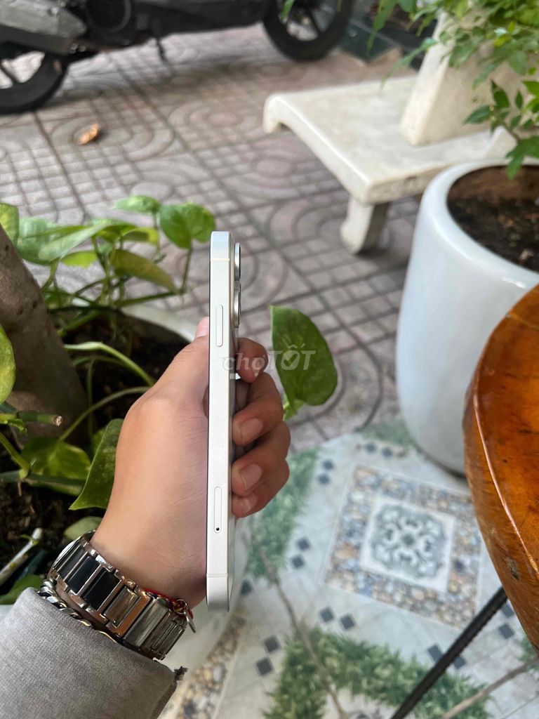 Apple iPhone XR độ 17 Pro 128GB Bạc. Mua bán Điện thoại tại Quận Tân Bình Tp Hồ Chí Minh được đăng bởi Pham Anh hình 1