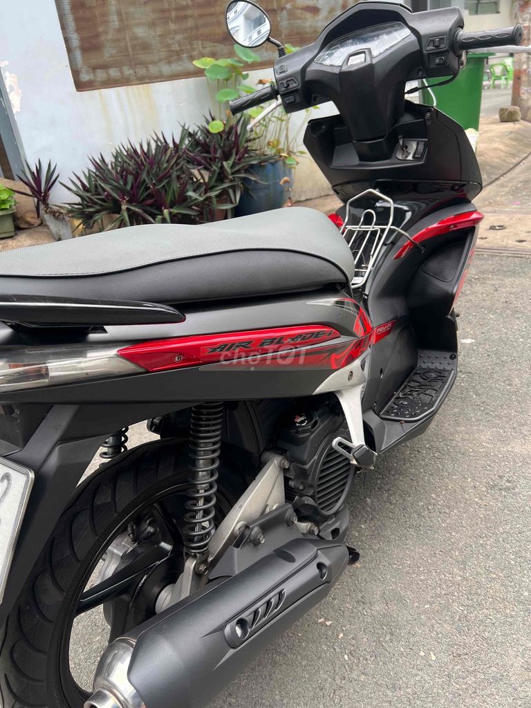 Honda Air Blade fun Thái mới 95%💥BSTP💥CÓ BẢO HANH. Mua bán Xe máy tại Quận Tân Phú Tp Hồ Chí Minh được đăng bởi XE MÁY QUANG LẬP hình 4