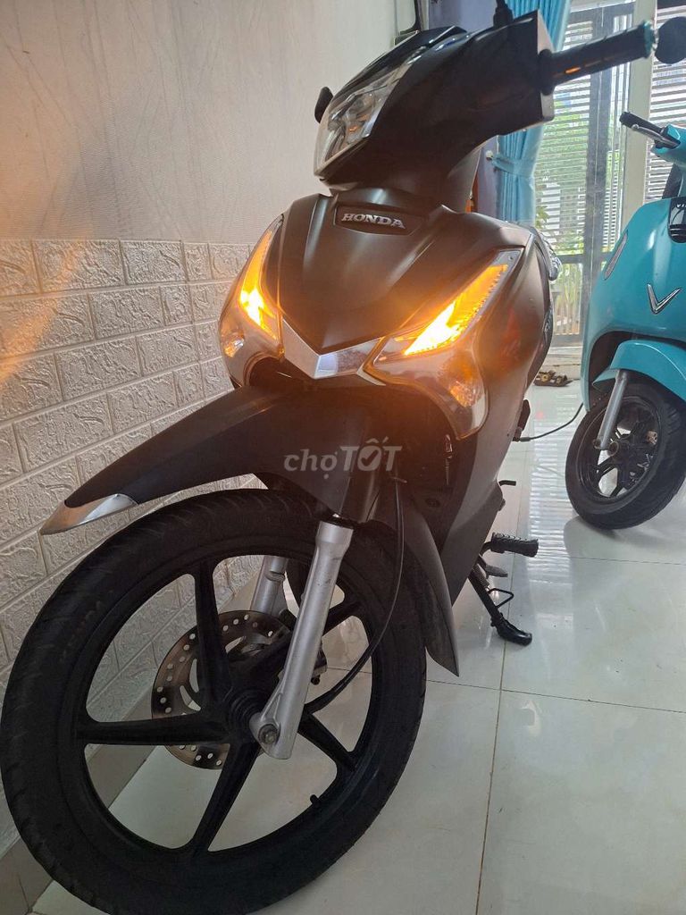 Xe nha chinh chu. Mua bán Xe máy tại Huyện Đức Hòa Long An được đăng bởi Nguyenminhthy hình 1