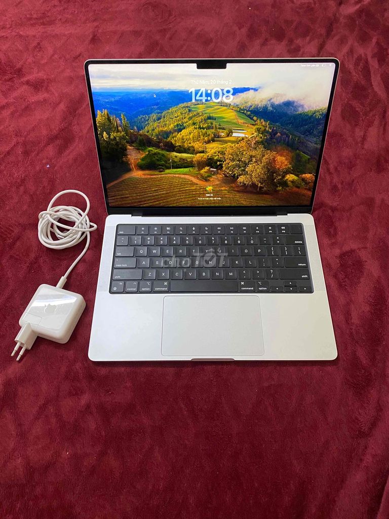 HN Macbook pro 14” m3 8/512 🇻🇳 care+ 2027