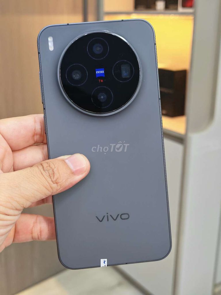 Vivo X300 12GB/256GB like new. Mua bán Điện thoại tại Quận Gò Vấp Tp Hồ Chí Minh được đăng bởi nhan trinh hình 1