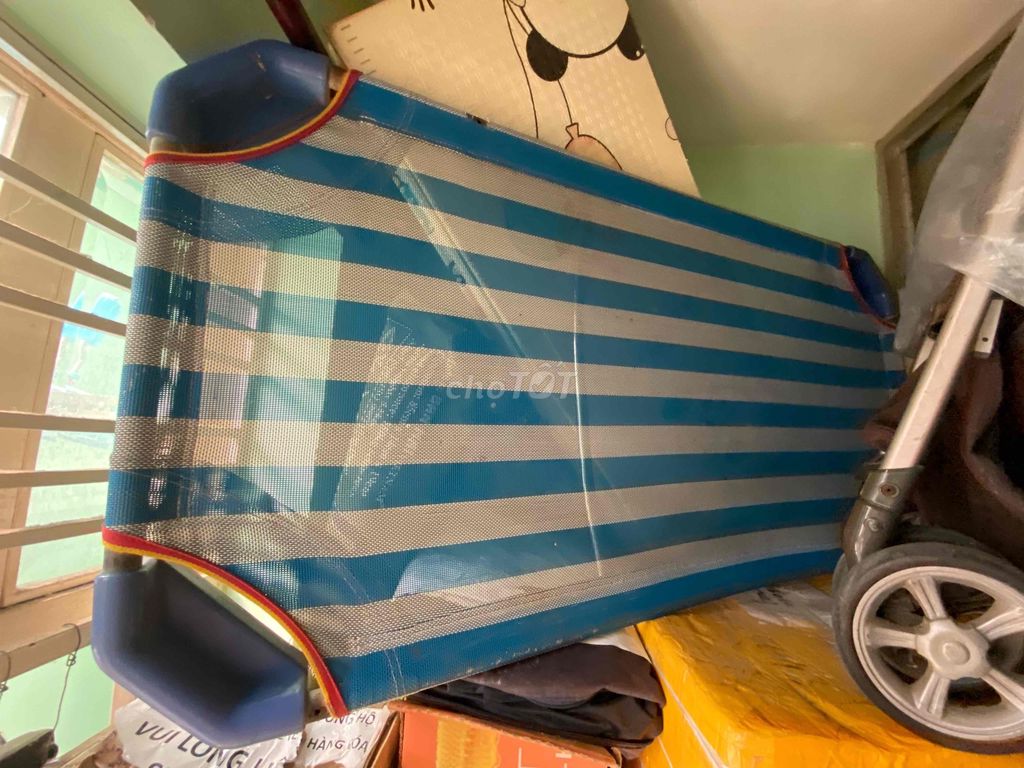 Giường nằm cho bé Xanh trắng. Mua bán Mẹ và bé tại Quận 8 Tp Hồ Chí Minh được đăng bởi nguyen hoang hình 1