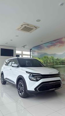 Carens 1.5L Deluxe 159tr nhận xe bon bon