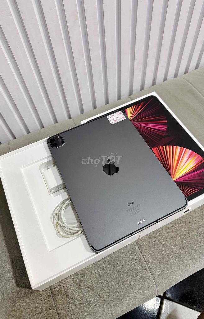 iPad Pro M1 128GB 5G Wifi pin 94%. Mua bán Máy tính bảng tại Quận Đống Đa Hà Nội được đăng bởi Lâm Bảo Tuyên hình 1