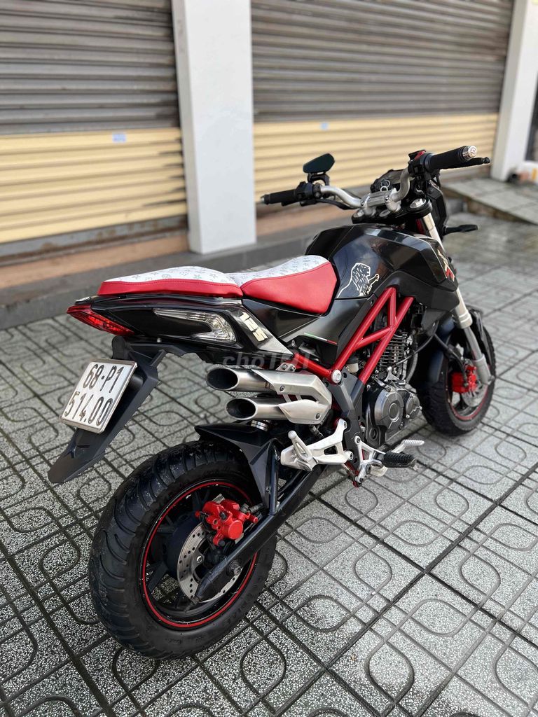 BENELI TNT 2018 XE ĐẸP MÁY ZIN GIẤY TỜ ĐẦY ĐỦ. Mua bán Xe máy tại Thành phố Thủ Đức Tp Hồ Chí Minh được đăng bởi Hiếu  hình 3