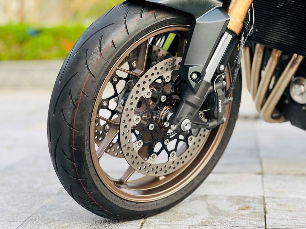 Mạnh Hà Motor bán CB650R dkld 2024 odo 3k lướt. Mua bán Xe máy tại Quận Bắc Từ Liêm Hà Nội được đăng bởi Mạnh Hà Motor hình 4