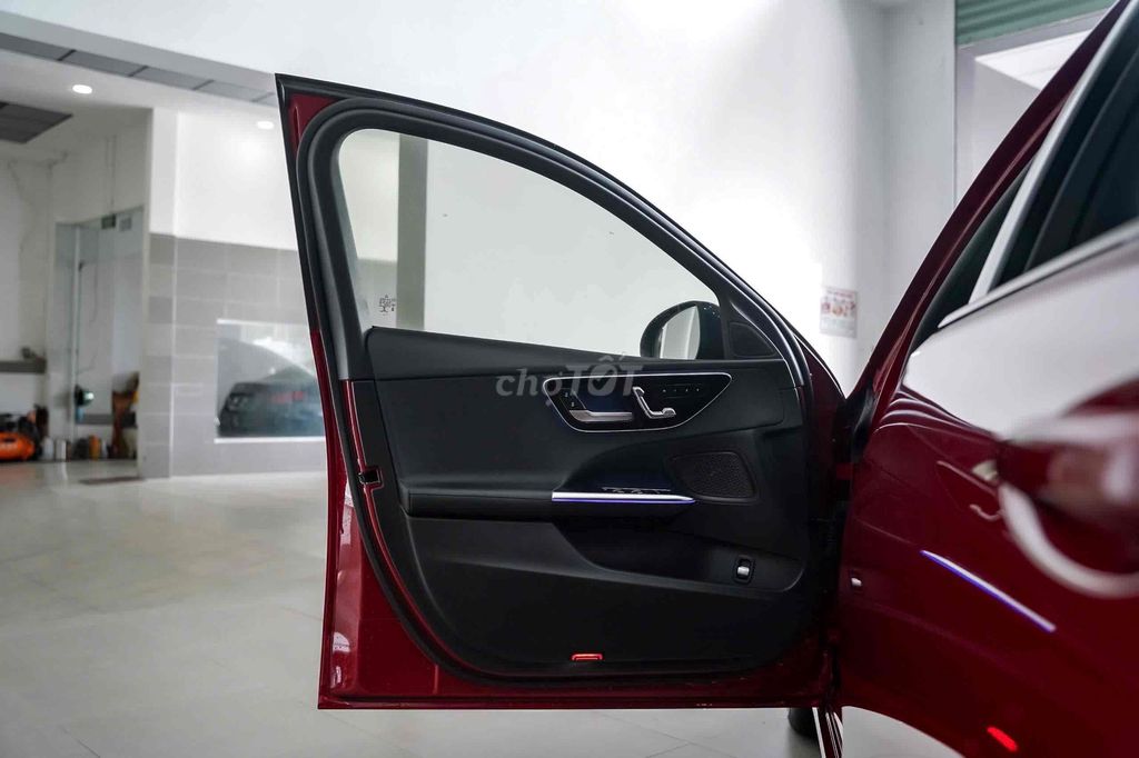 C200 AVG - Siêu lướt - Chính chủ - Up nhẹ body C63. Mua bán Ô tô tại Quận 7 Tp Hồ Chí Minh được đăng bởi GoodCar hình 14