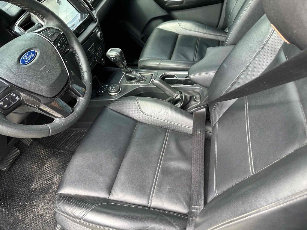 Ford Everest 2018 Titanium 2.0L 4x4 AT - 32000 km. Mua bán Ô tô tại Huyện Hóc Môn Tp Hồ Chí Minh được đăng bởi 🌹 Trúc Giang 🌹 hình 8