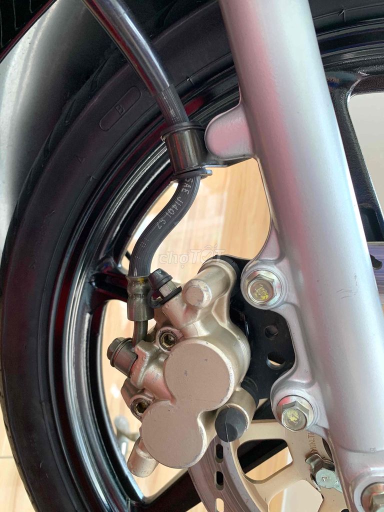 Satria 2006 seri85 chính chủ giấy HảiQuan sang tên. Mua bán Xe máy tại Quận Phú Nhuận Tp Hồ Chí Minh được đăng bởi Cungsport hình 14